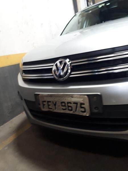  VEÍCULO DE PLACA FEY 9675, RENAVAM: 00494366435.CHASSI:WVGSV65N5CW606215. CNPJ DO PROPRIETÁRIO:01.335.813/0001-03. DESCRIÇÃO: um automóvel marca/modeloI/VW TIGUAN 2.0 TSI, na cor prata, gasolina,ano de fabricação/modelo 2012/2012. Segundo informações do oficial de justiça em 23/01/2019: 